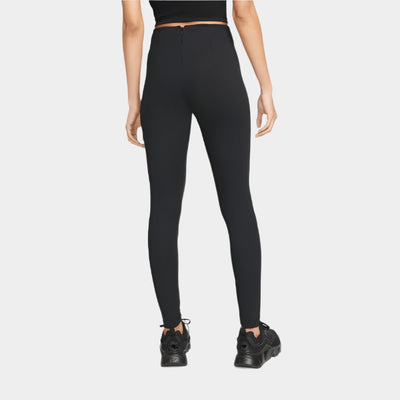 Nike Essential High-Rise Leggings